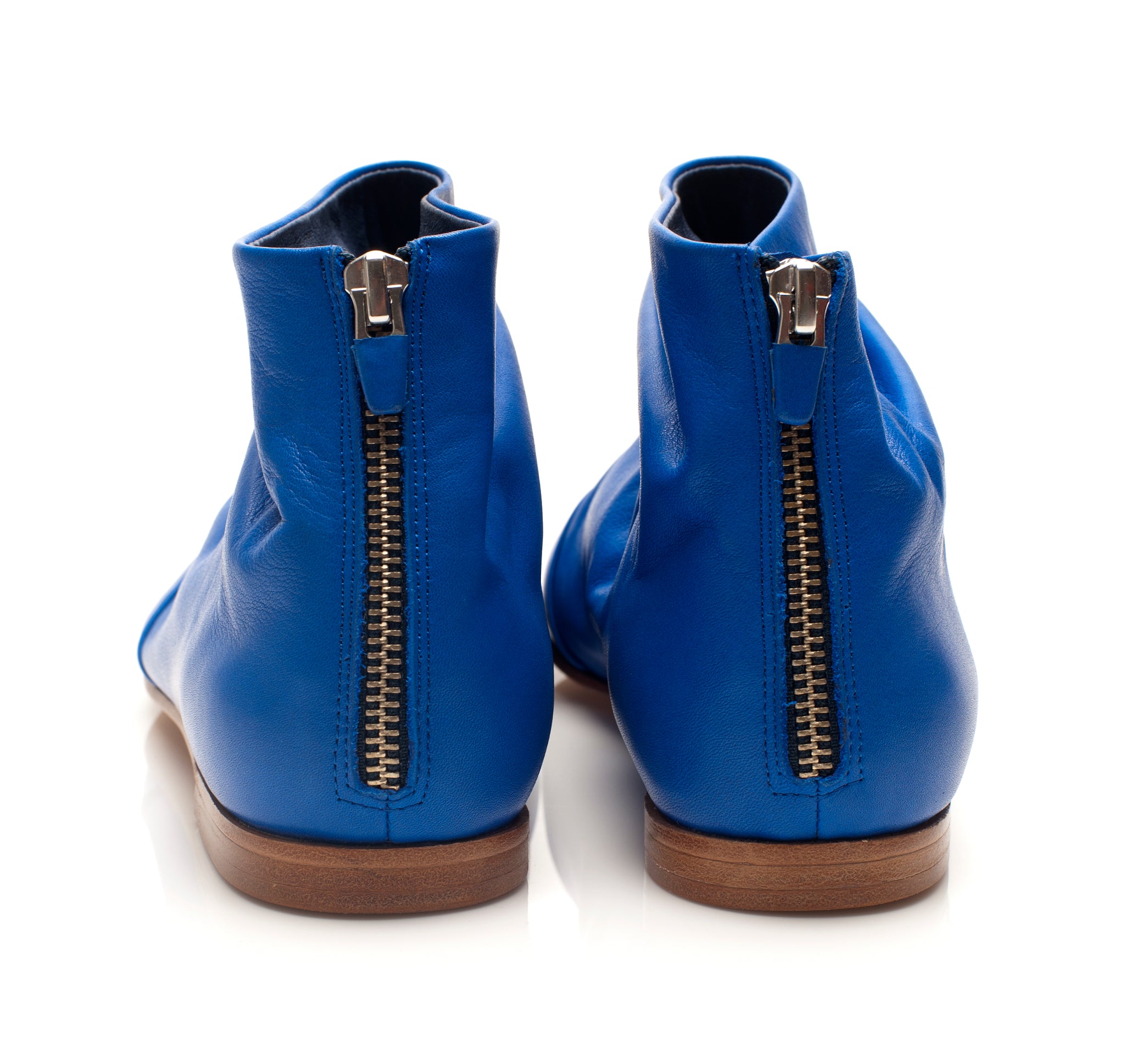 K441 leather boots; blue