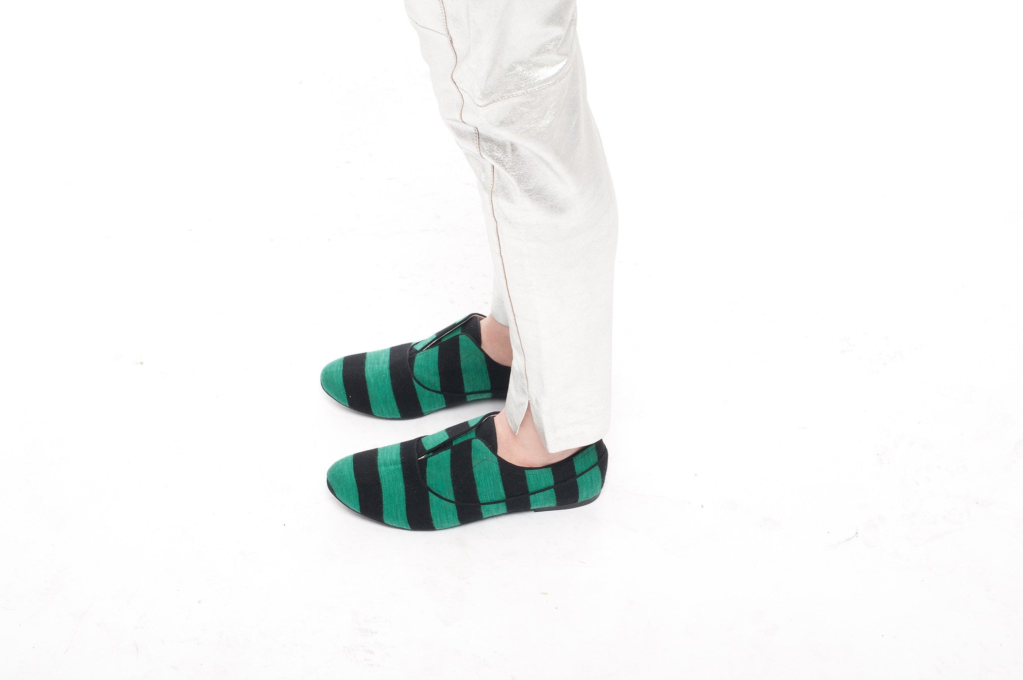 K436 cotton sneakers; green and black