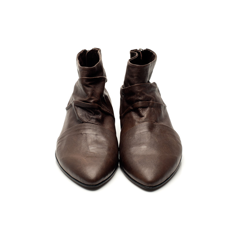 K441 leather boots; chocolate