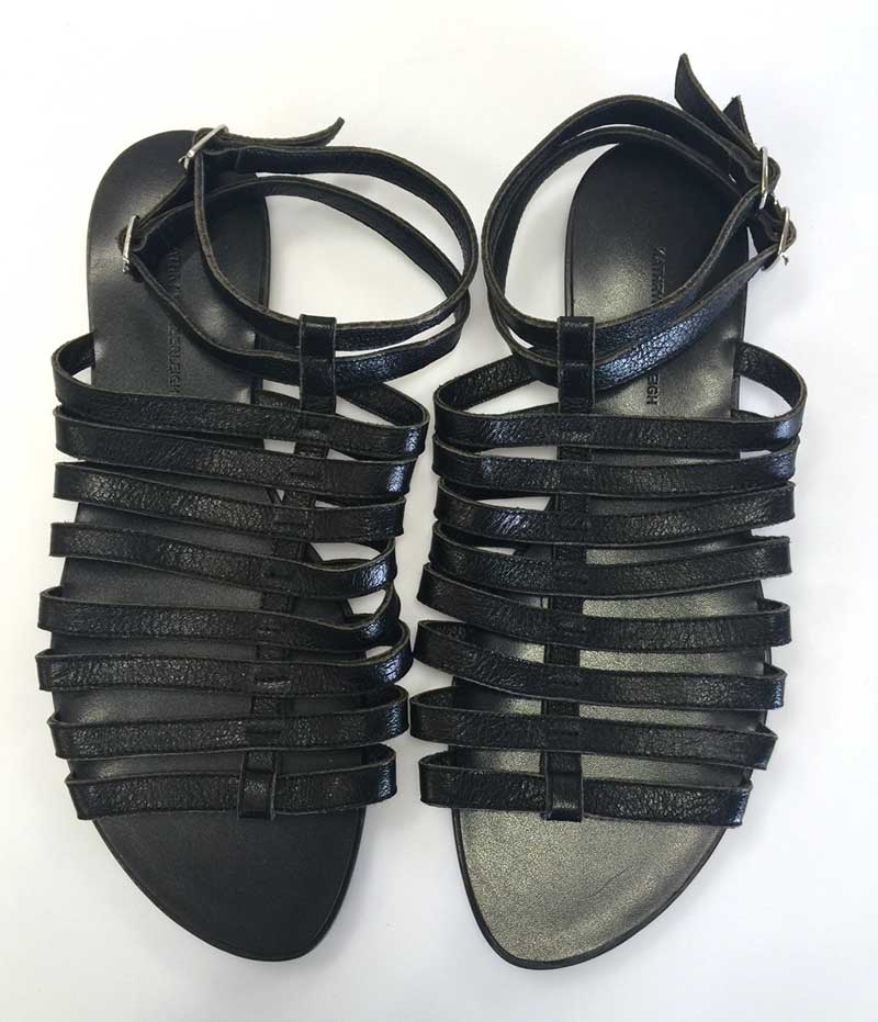 J103 leather sandals; black