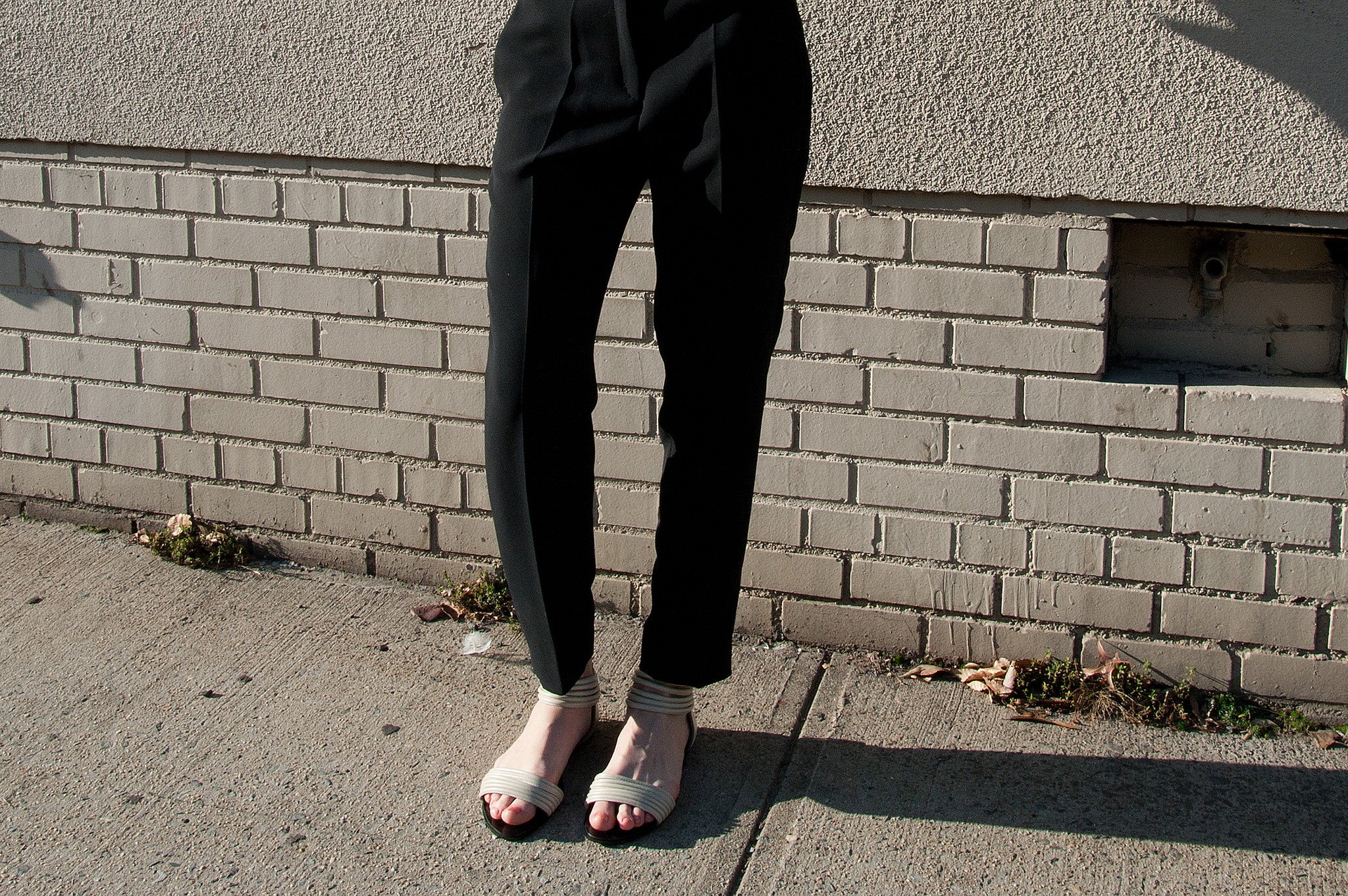 7500 leather sandals; bone