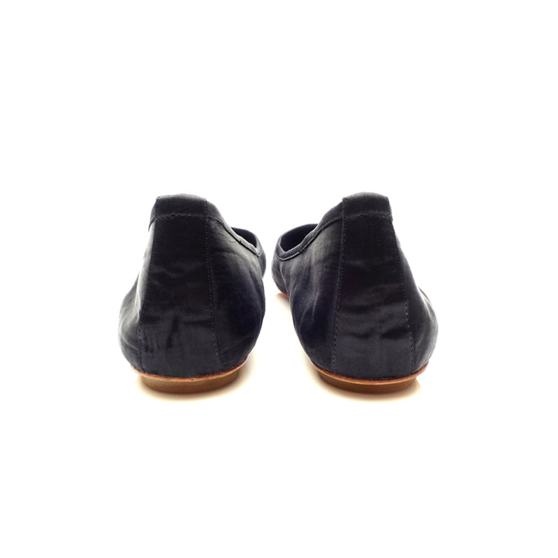 3060 silk flats; black