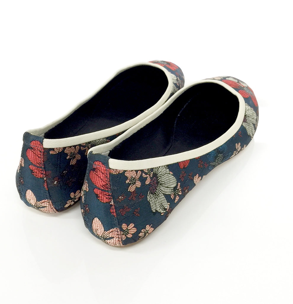 3062 silk jacquard flats; blue flower