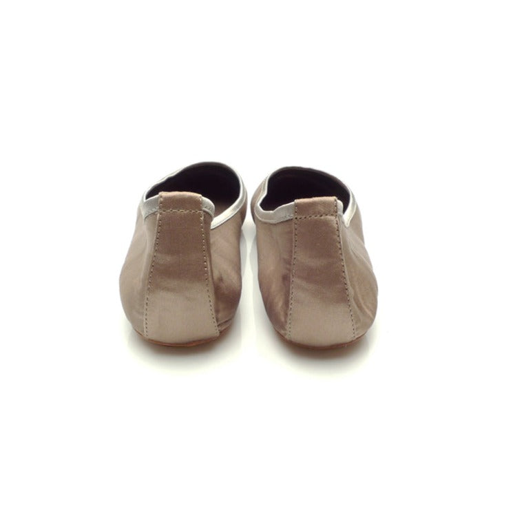 3060 silk flats; hazelnut