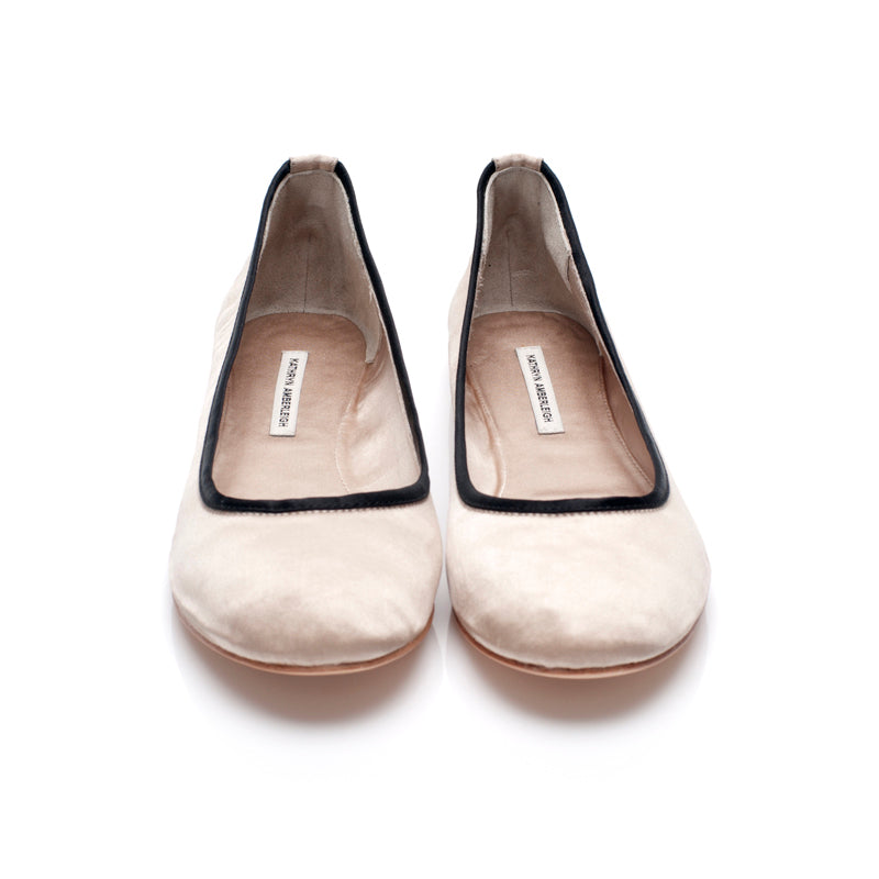 3060 silk flats; pearl