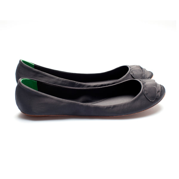 3063 silk flats; grey