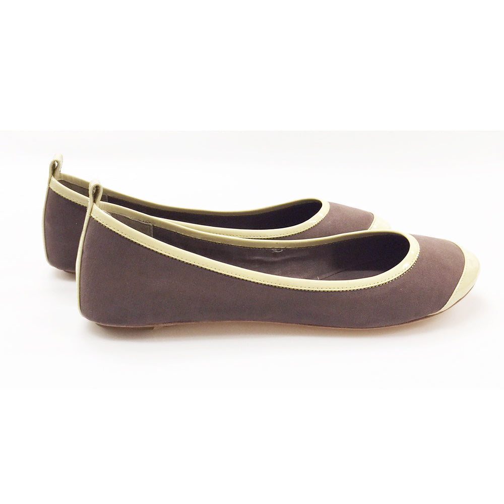 3065 silk flats; brown and bone