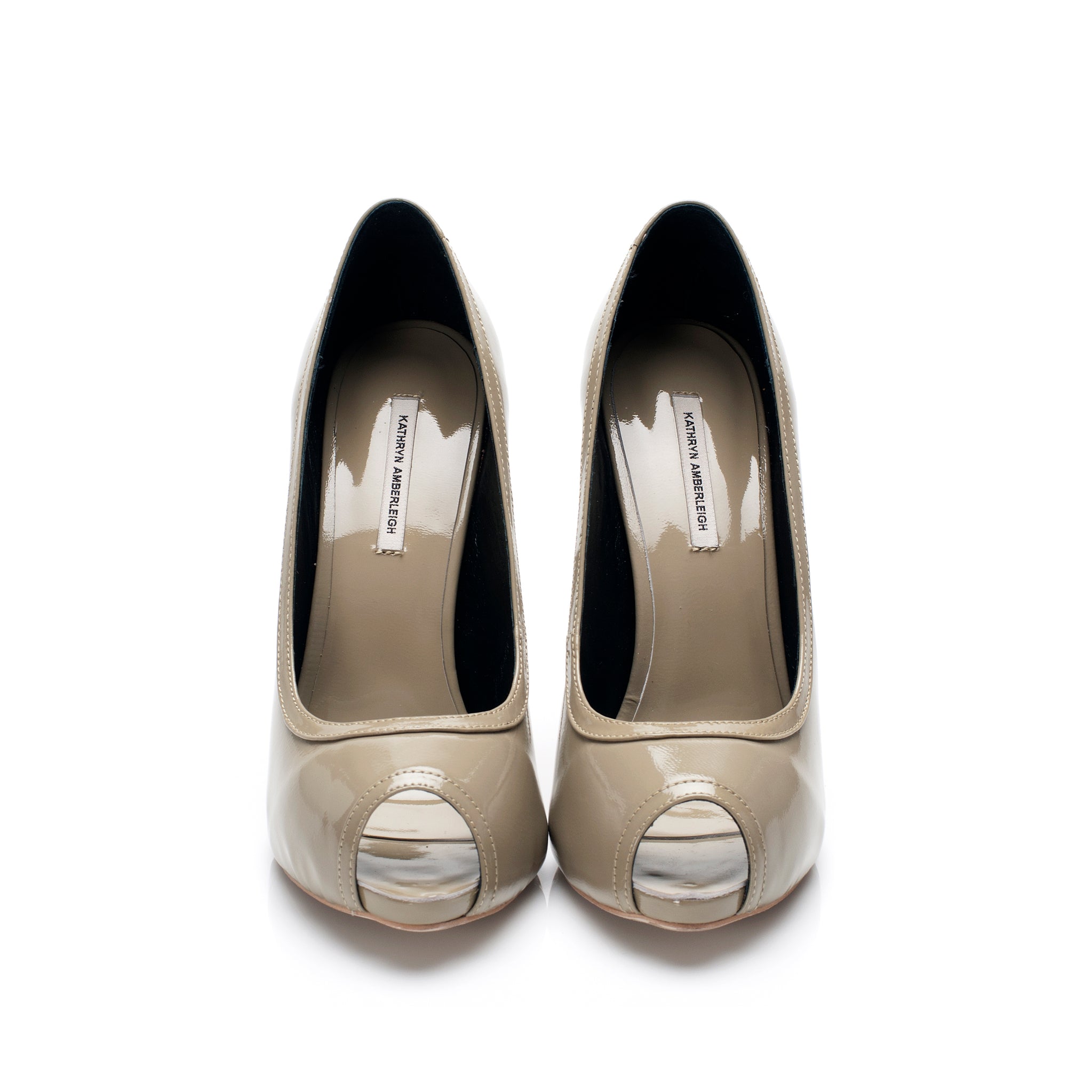 3081 patent leather heels; olive