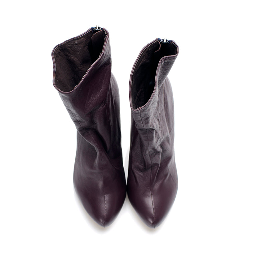 3086 leather boots; plum