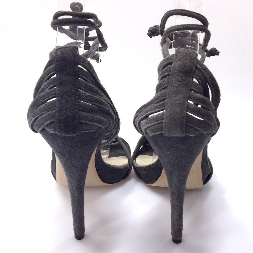 3136 suede heels; grey