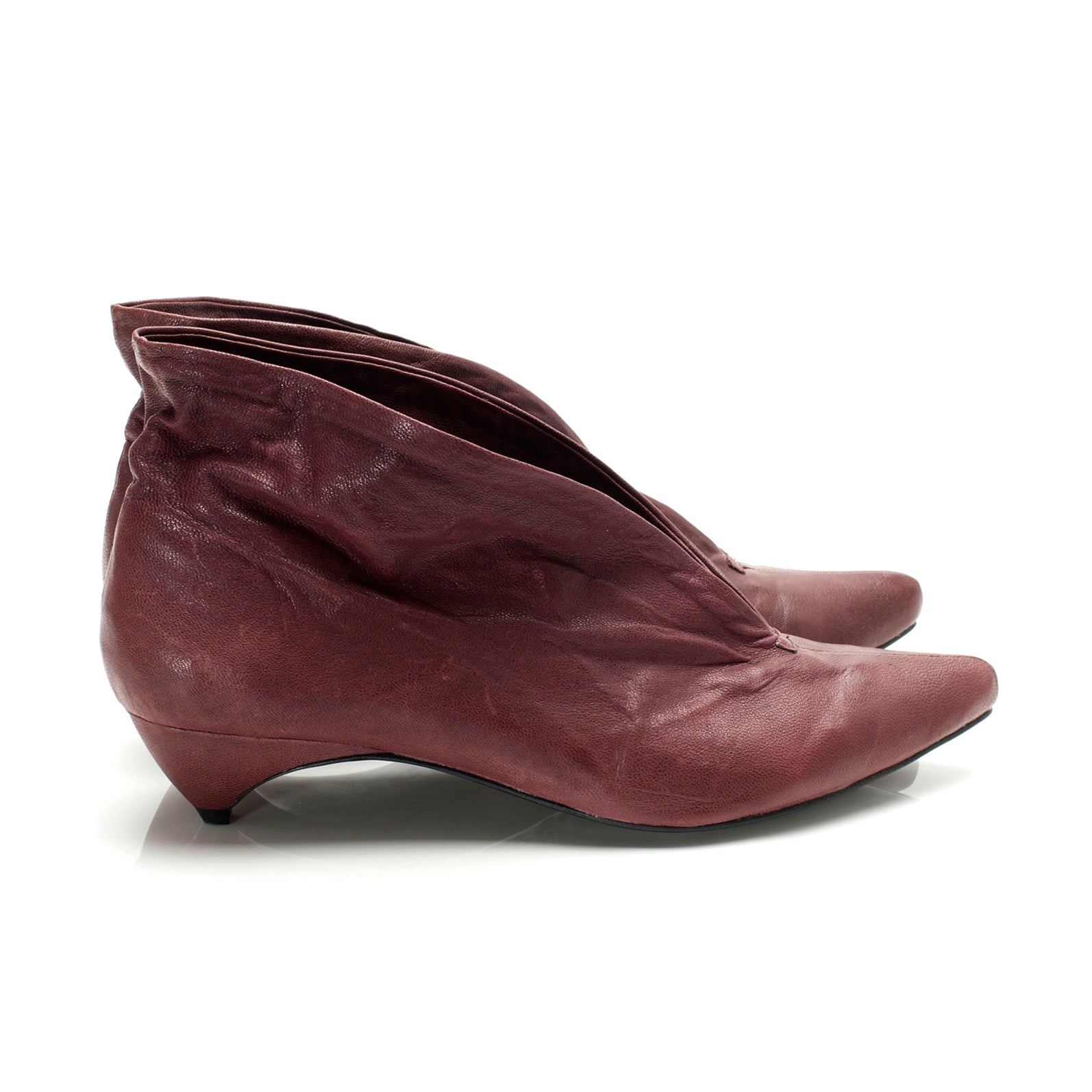 3155 leather booties ; plum