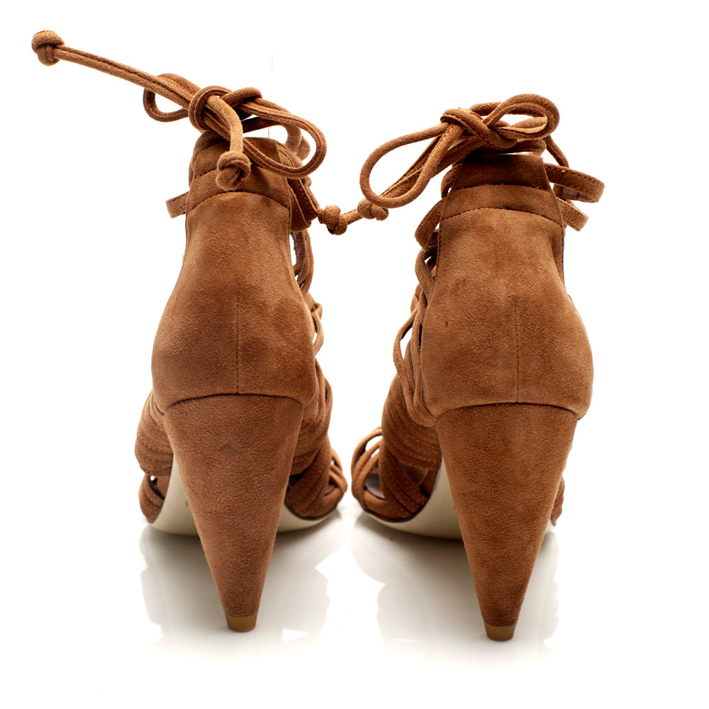 J013 suede heels; earth