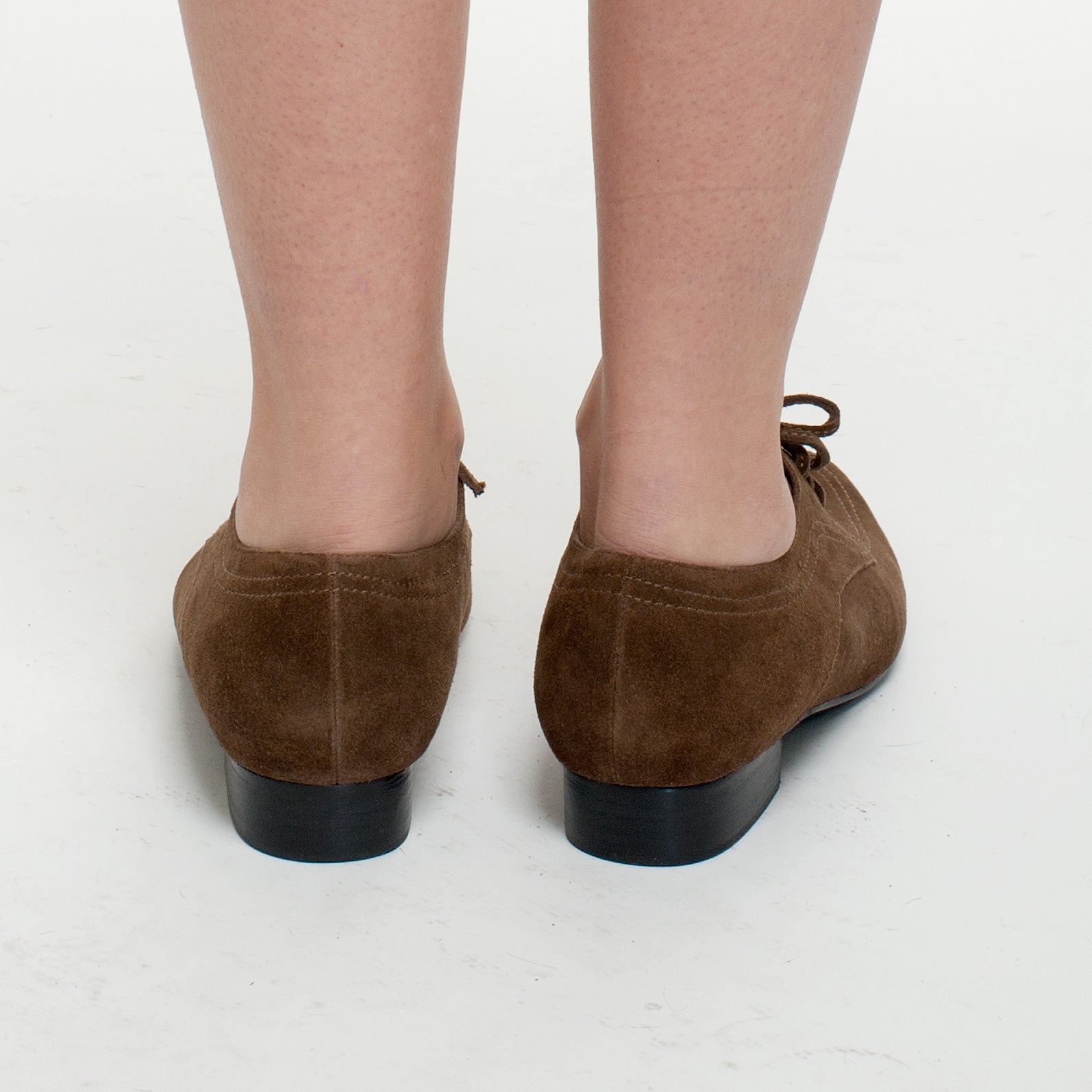 K559 suede loafers; cacao
