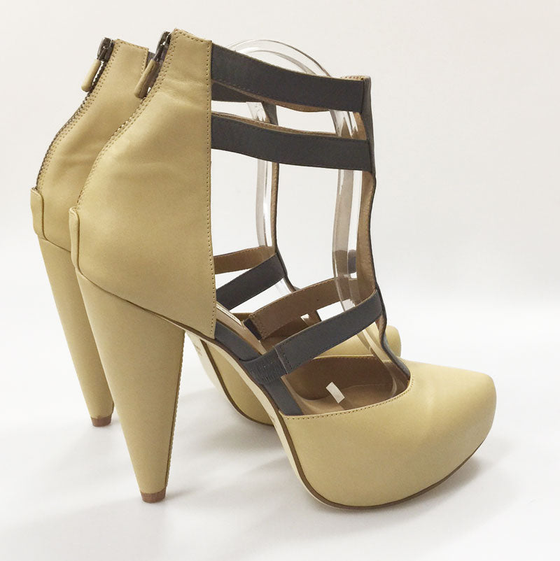 7321 leather heels; shortbread