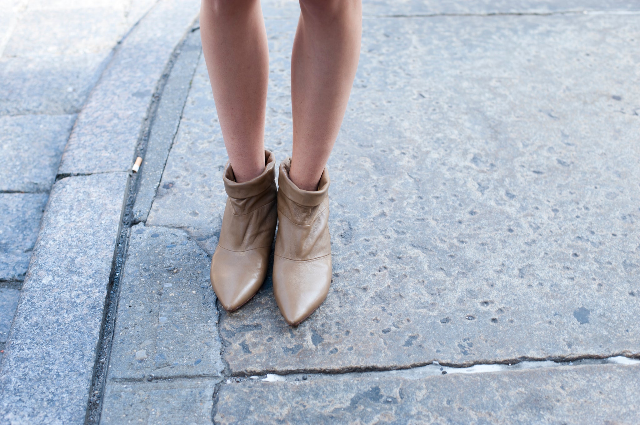5036 leather boots; khaki