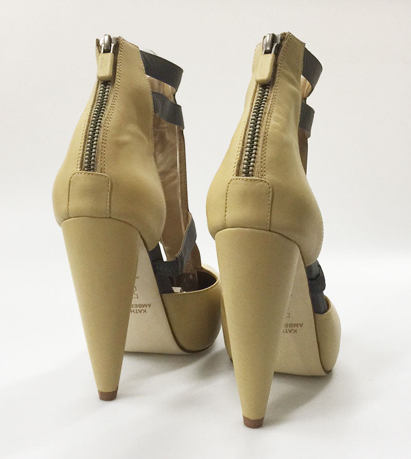 7321 leather heels; shortbread