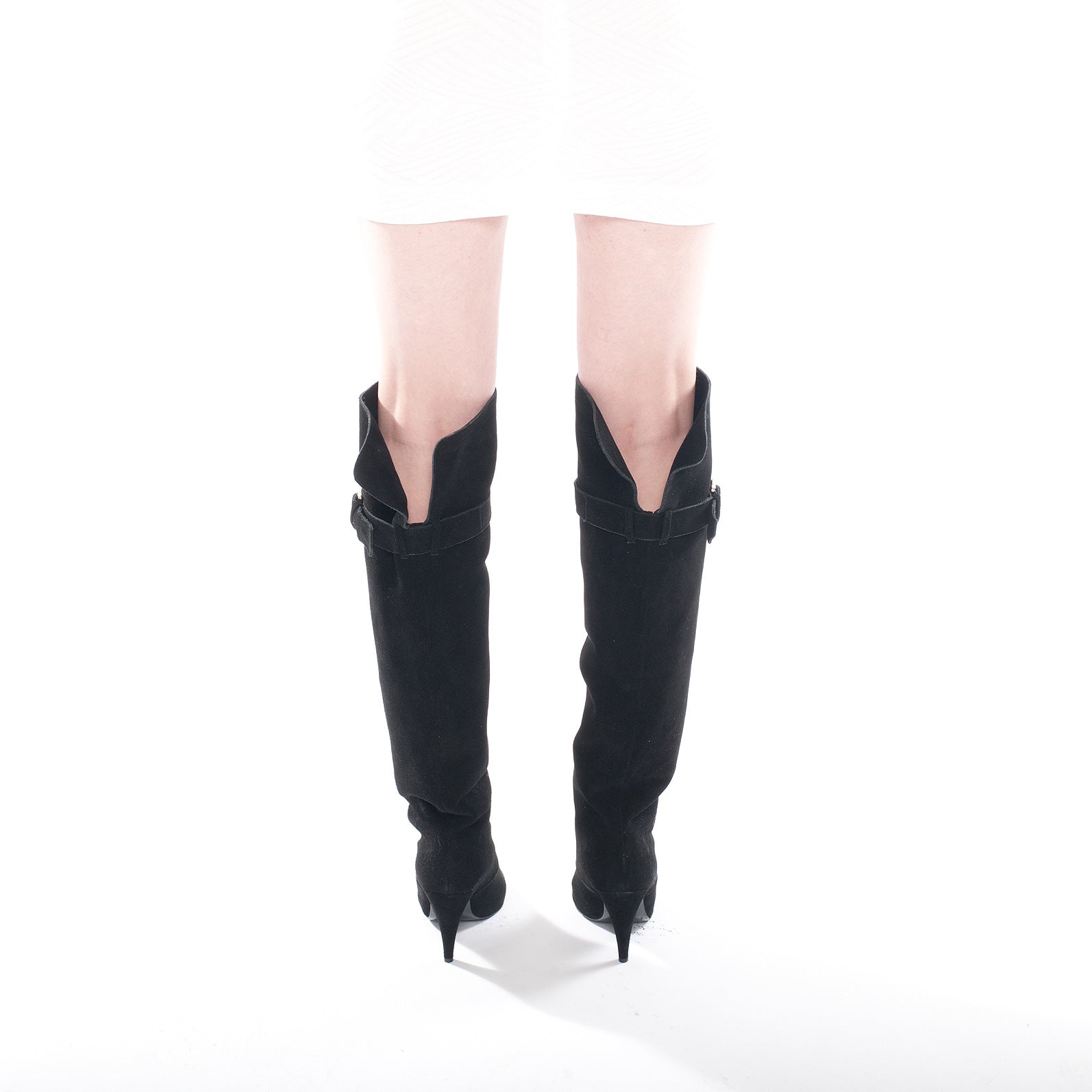 1204 suede boots; black