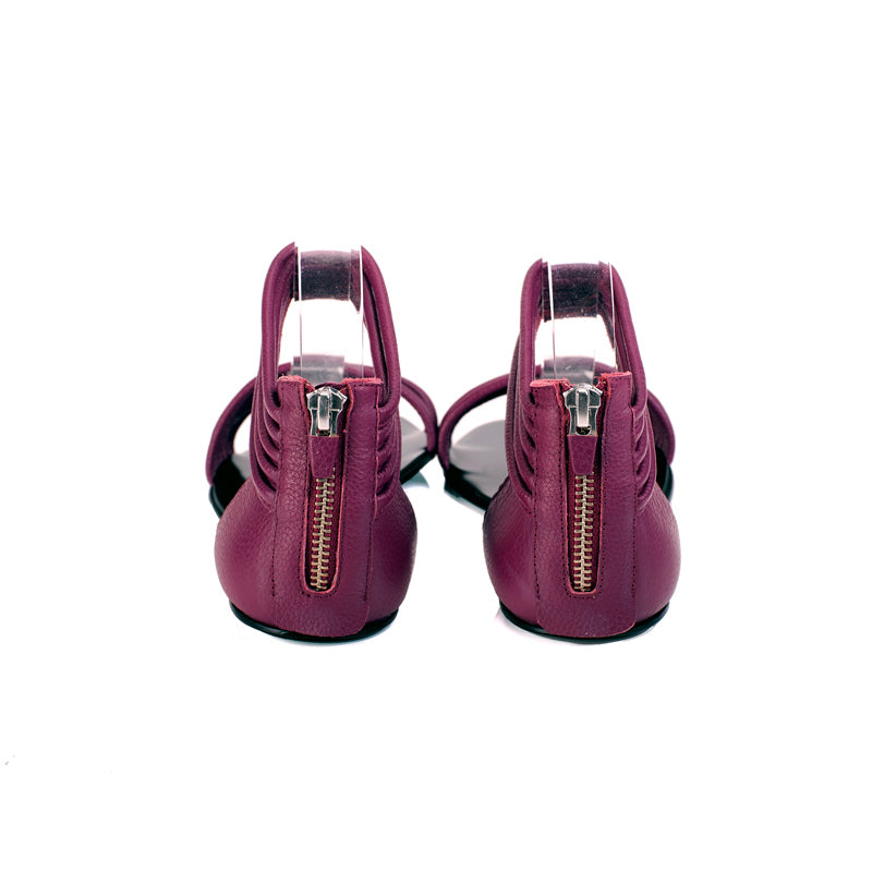 7500 leather sandals; plum