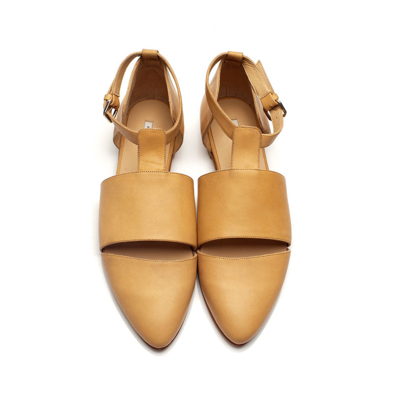 K740 leather loafers; tan