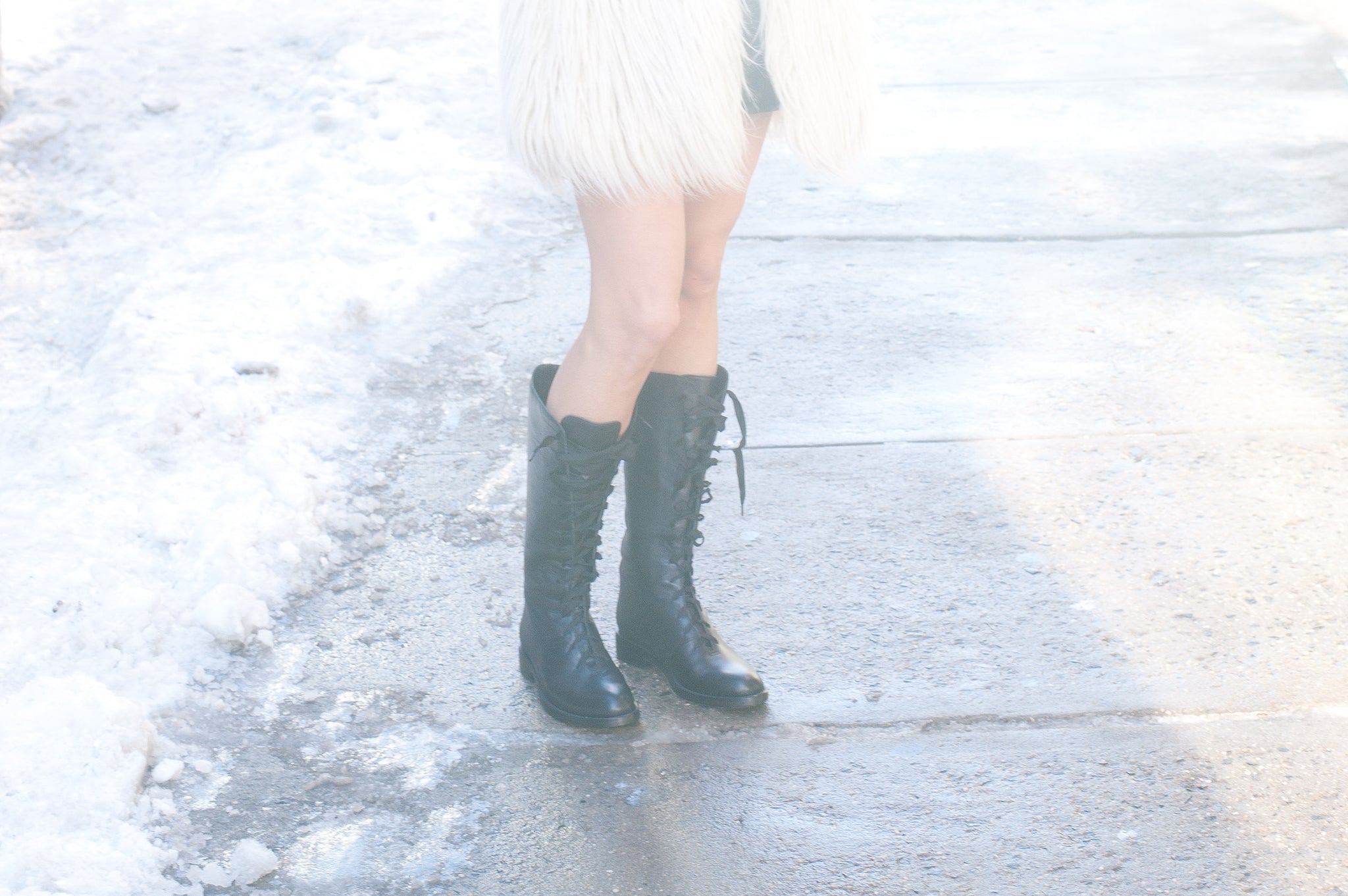 5062 leather boots; black