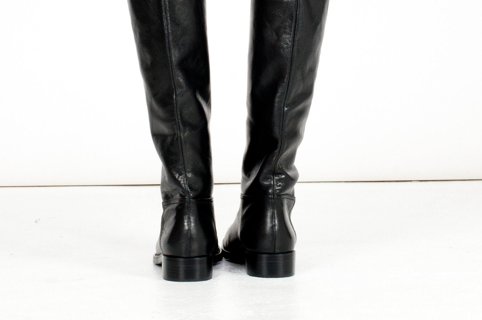 5069 leather boots; black
