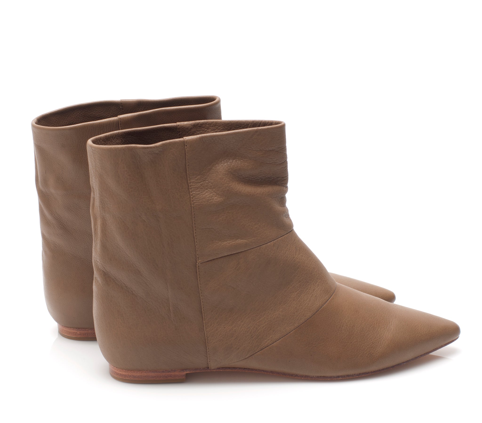 5036 leather boots; khaki