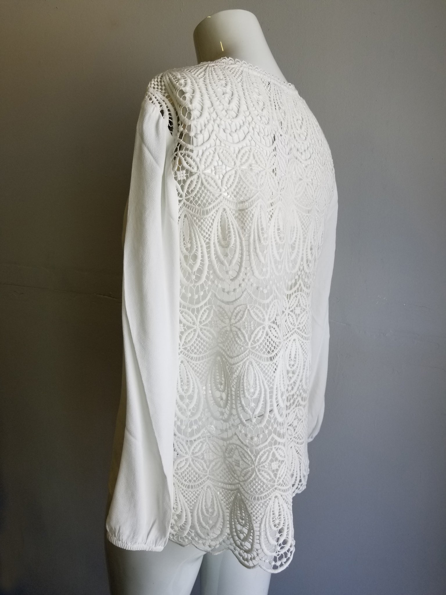 JOIE : LACE BACK BLOUSE, PORCELAIN