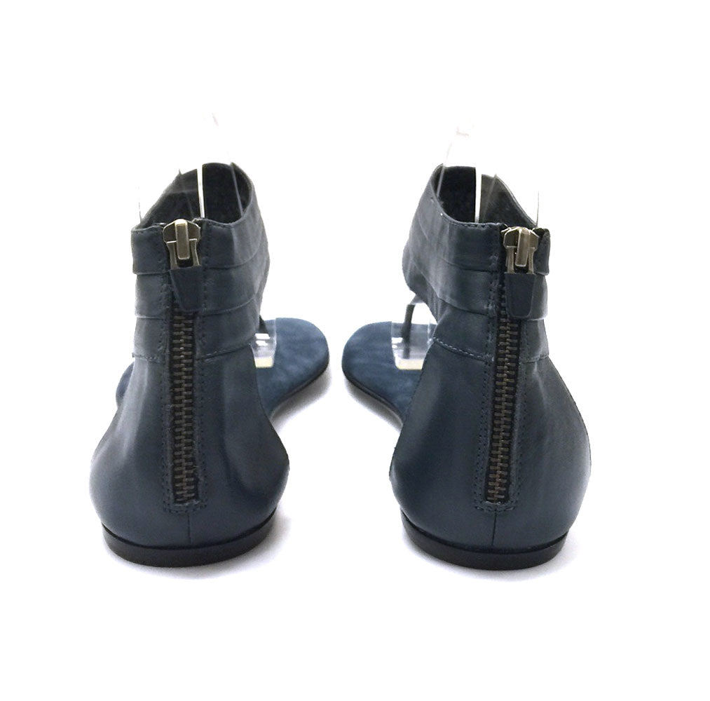 7922 leather sandals; blue