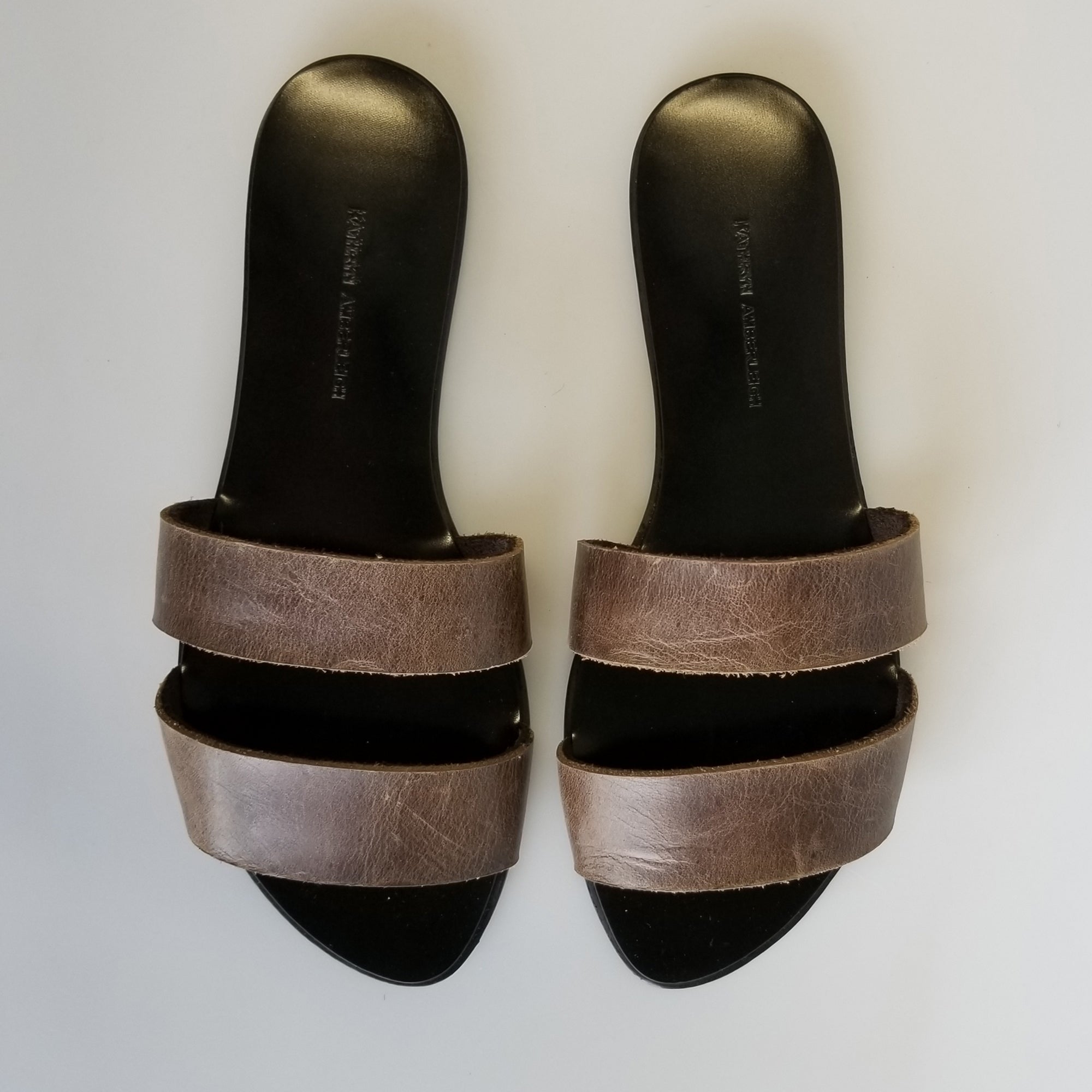 7521 leather slides; dark khaki