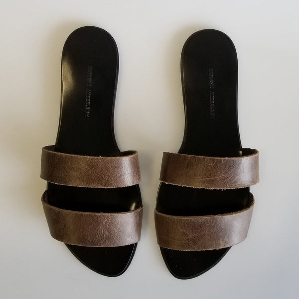 7521 leather slides; dark khaki