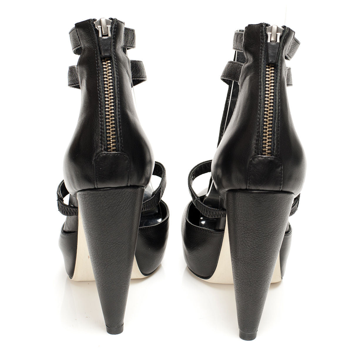 7321 leather heels; black