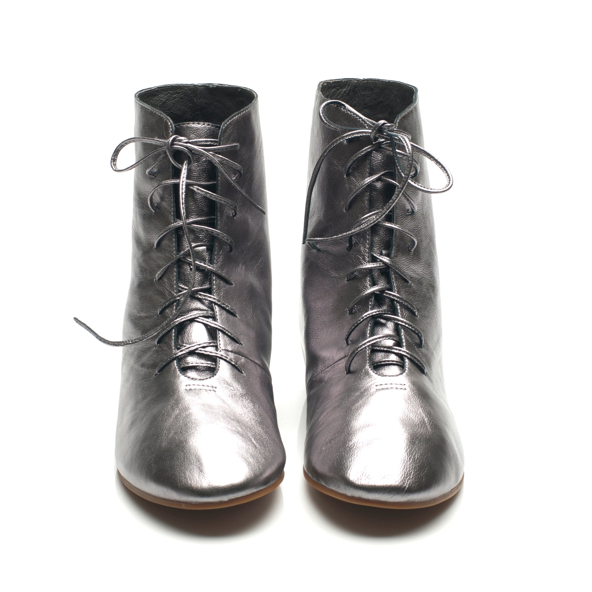 J117 leather boots; retro silver