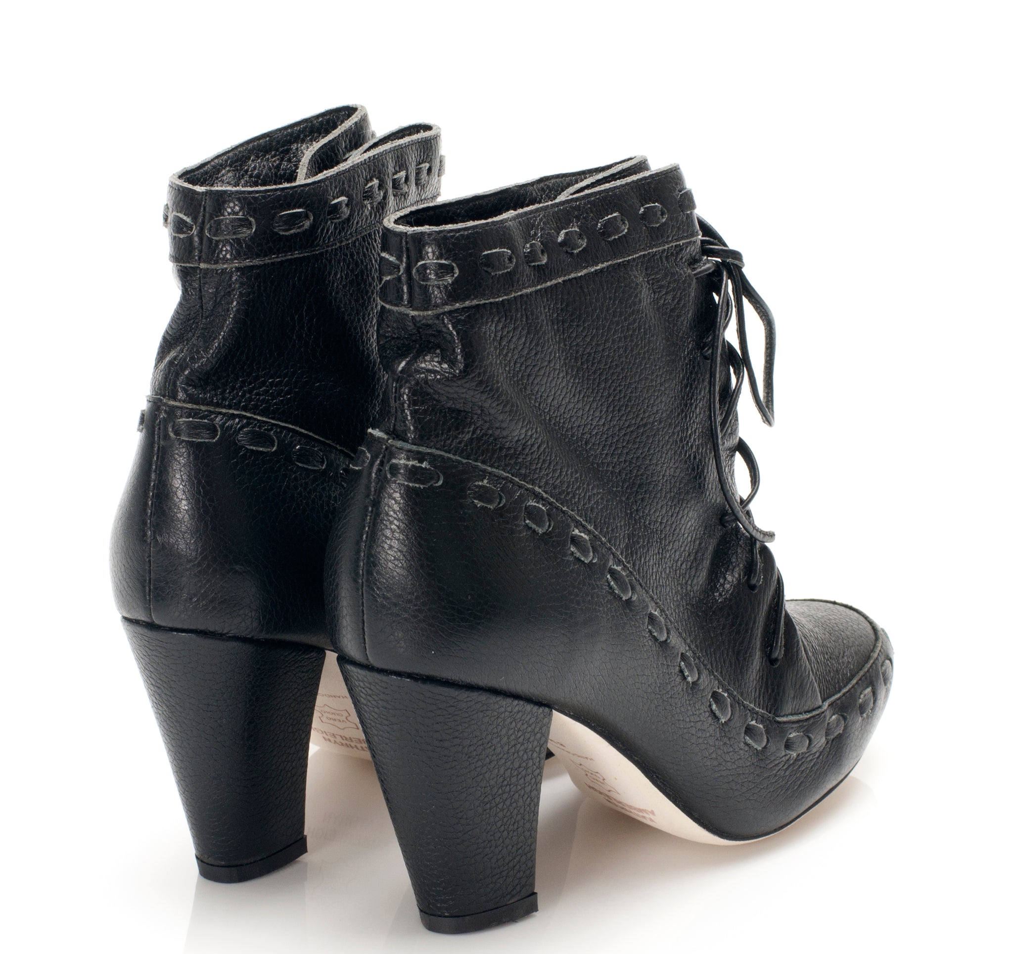 J506 leather boots; raven black