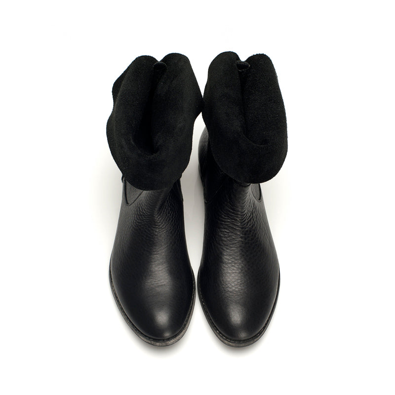 J542 leather boots; black