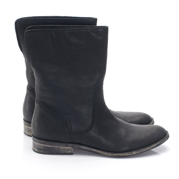 J542 leather boots; charcoal