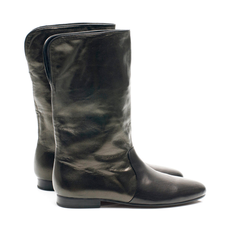 J556 leather boots; black and olive