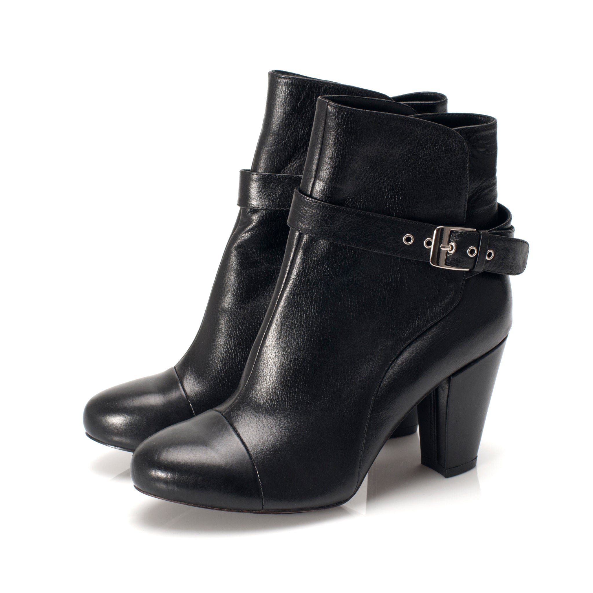 J570 leather boots; black