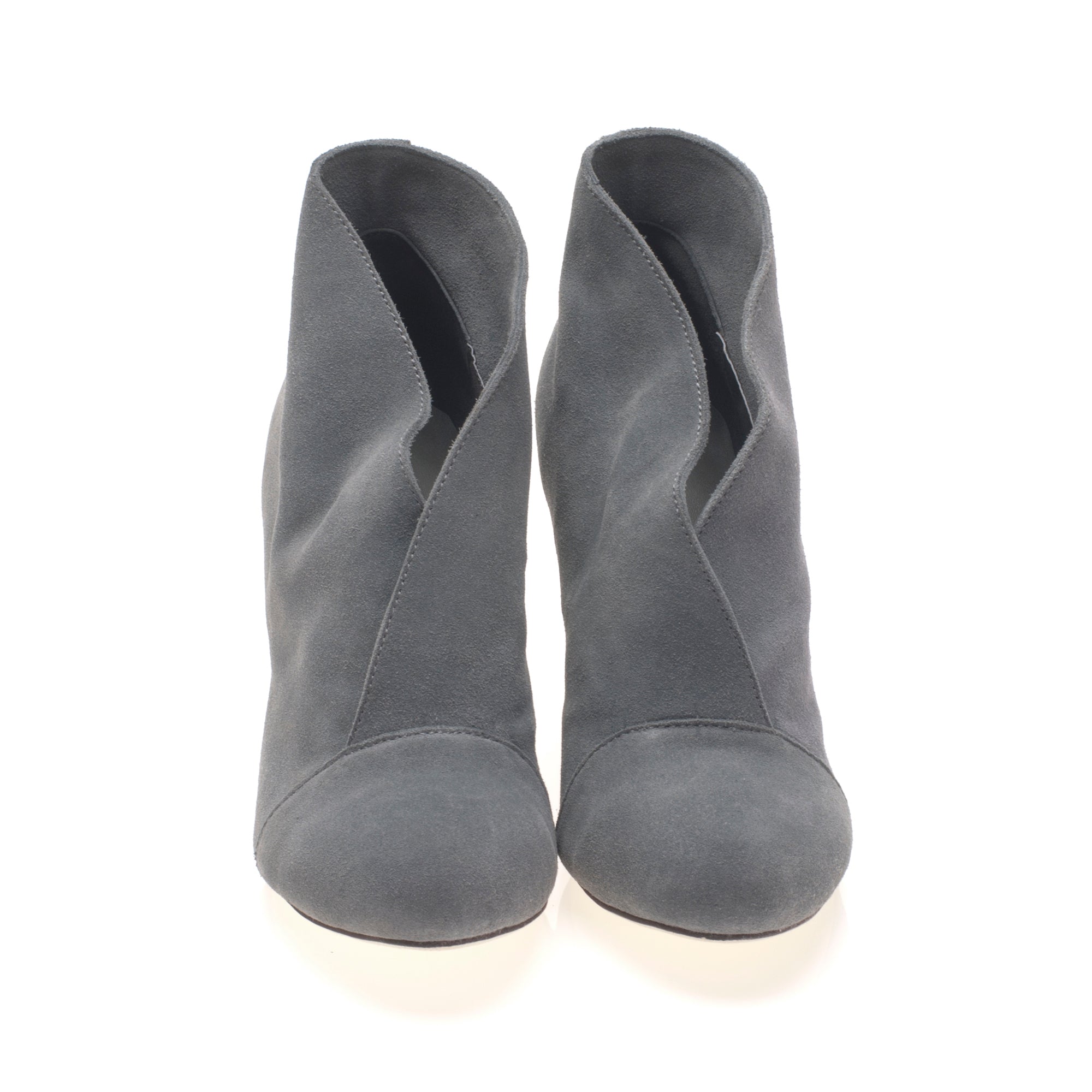 J571 suede booties ; grey