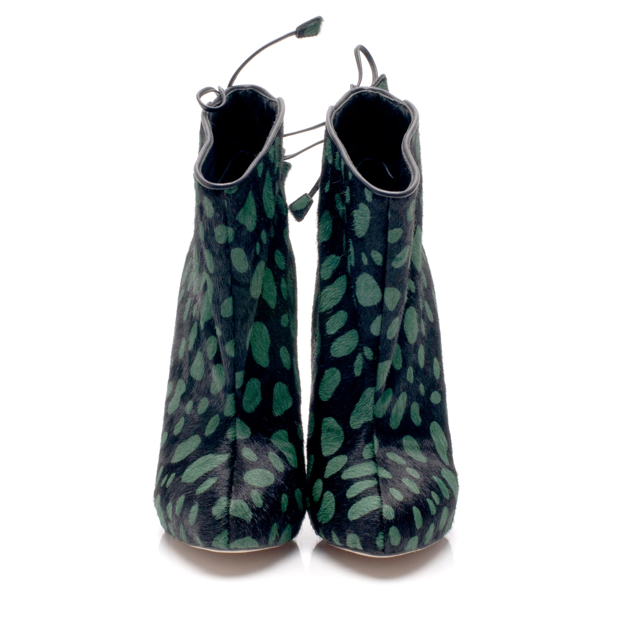 K302 hair boots; green dot