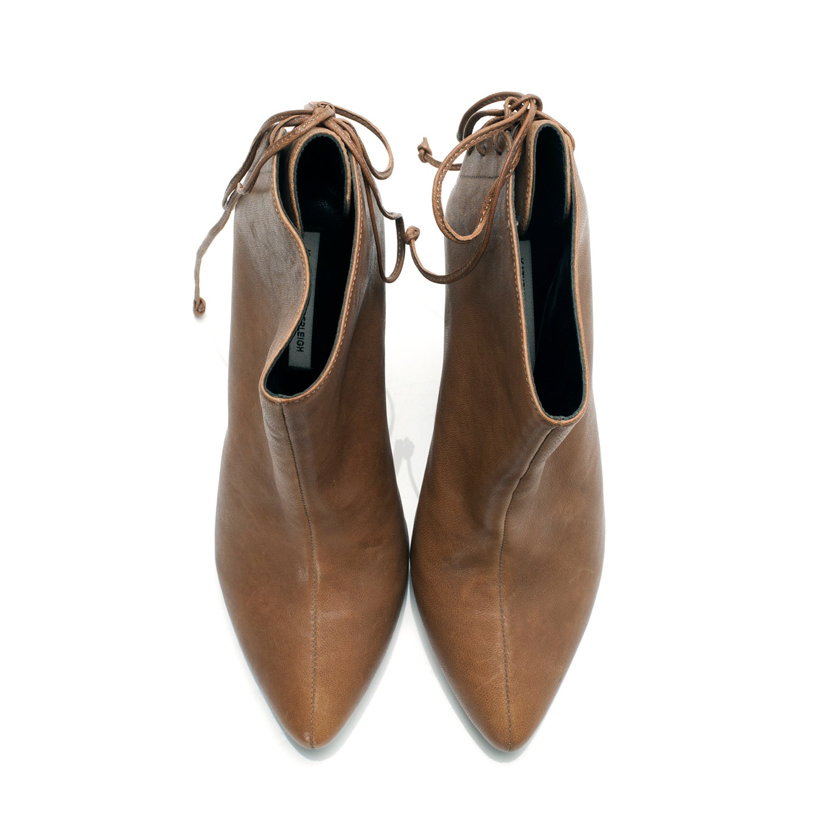 K304 leather boots; caramel