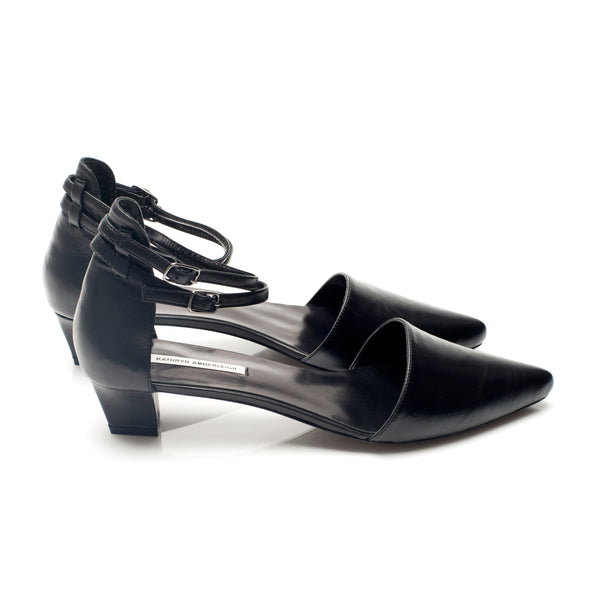 K603 leather pumps; black and shadow