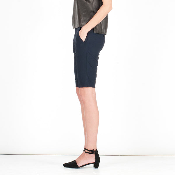 K603 suede pumps; black