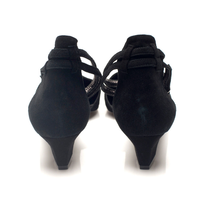 K603 suede pumps; black