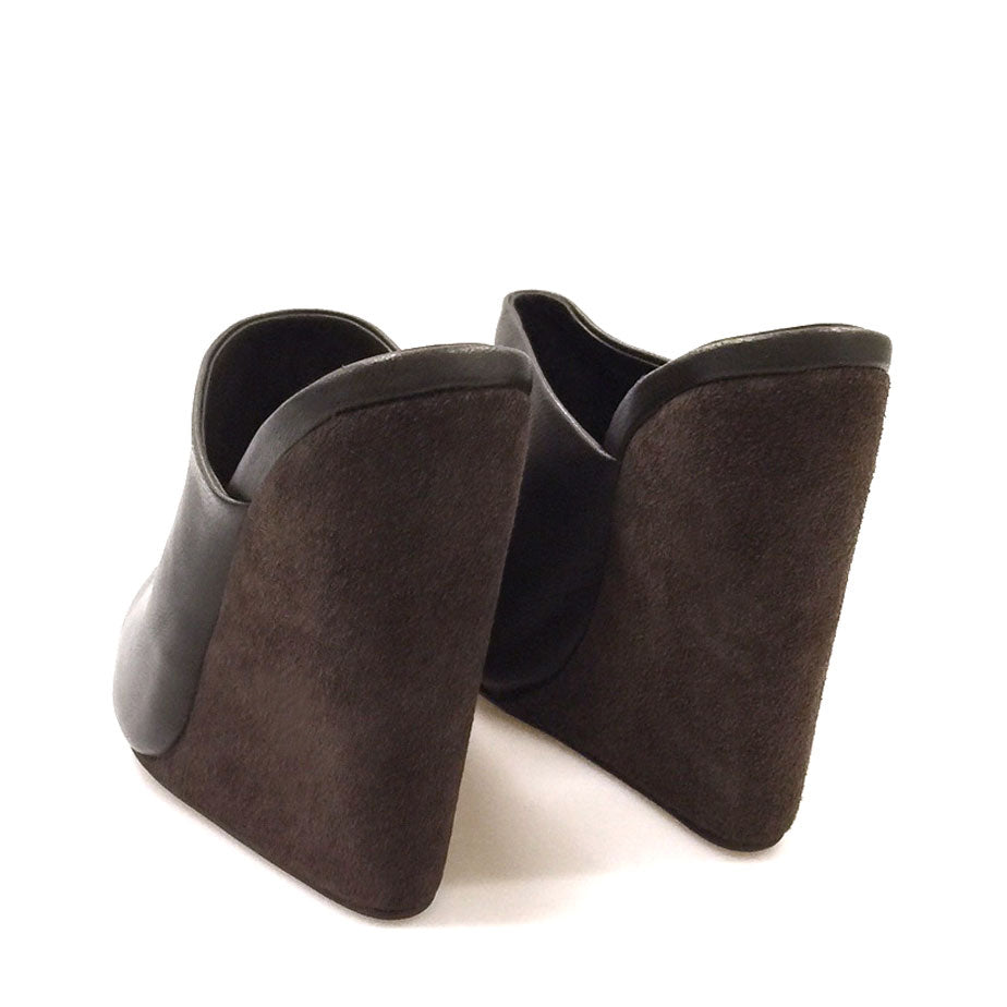 K604 leather and suede mules; chocolate