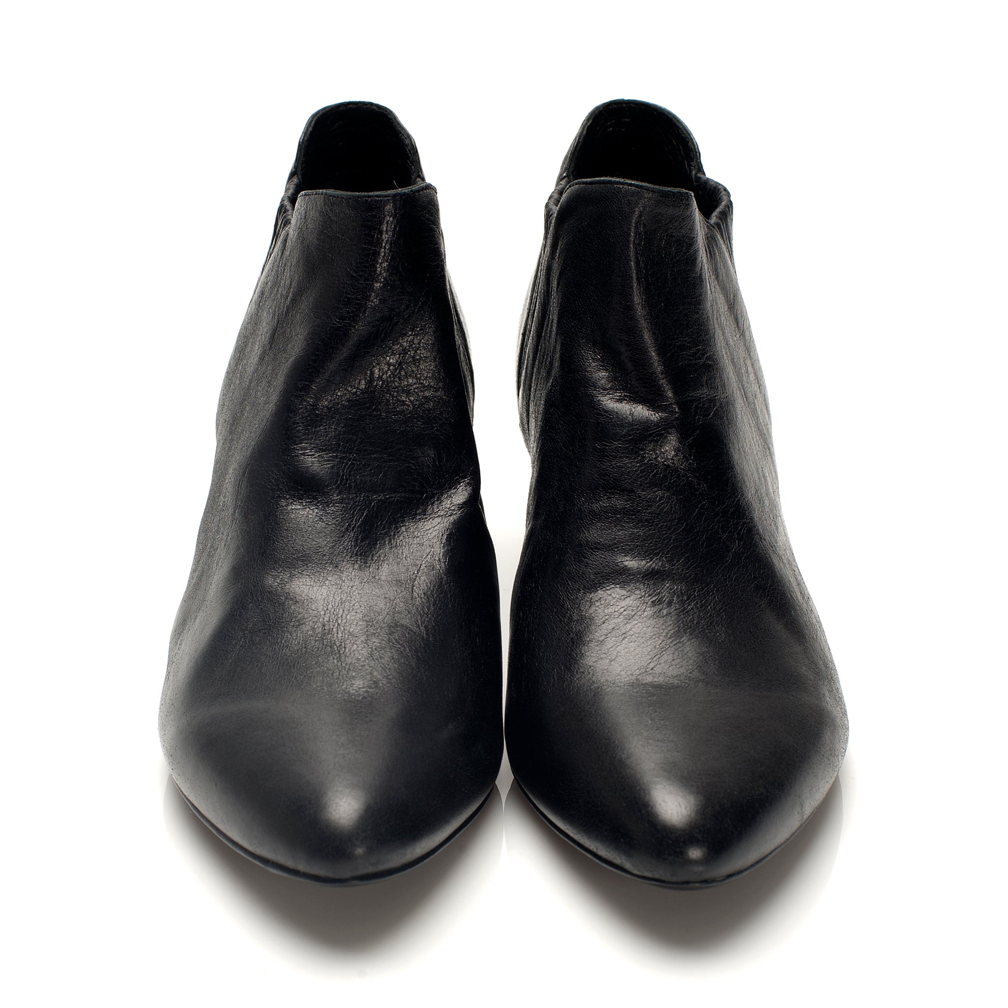 K607 leather boots; black