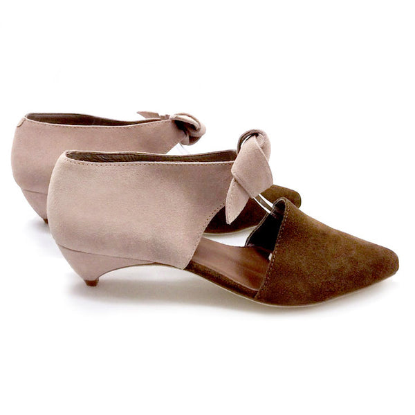 K674 suede pumps; brown and pink