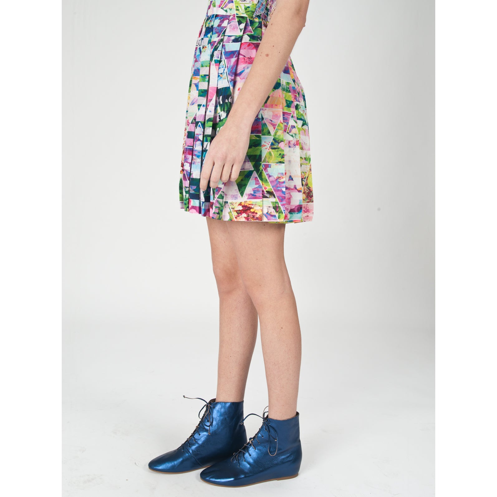 J117 leather boots; retro marine