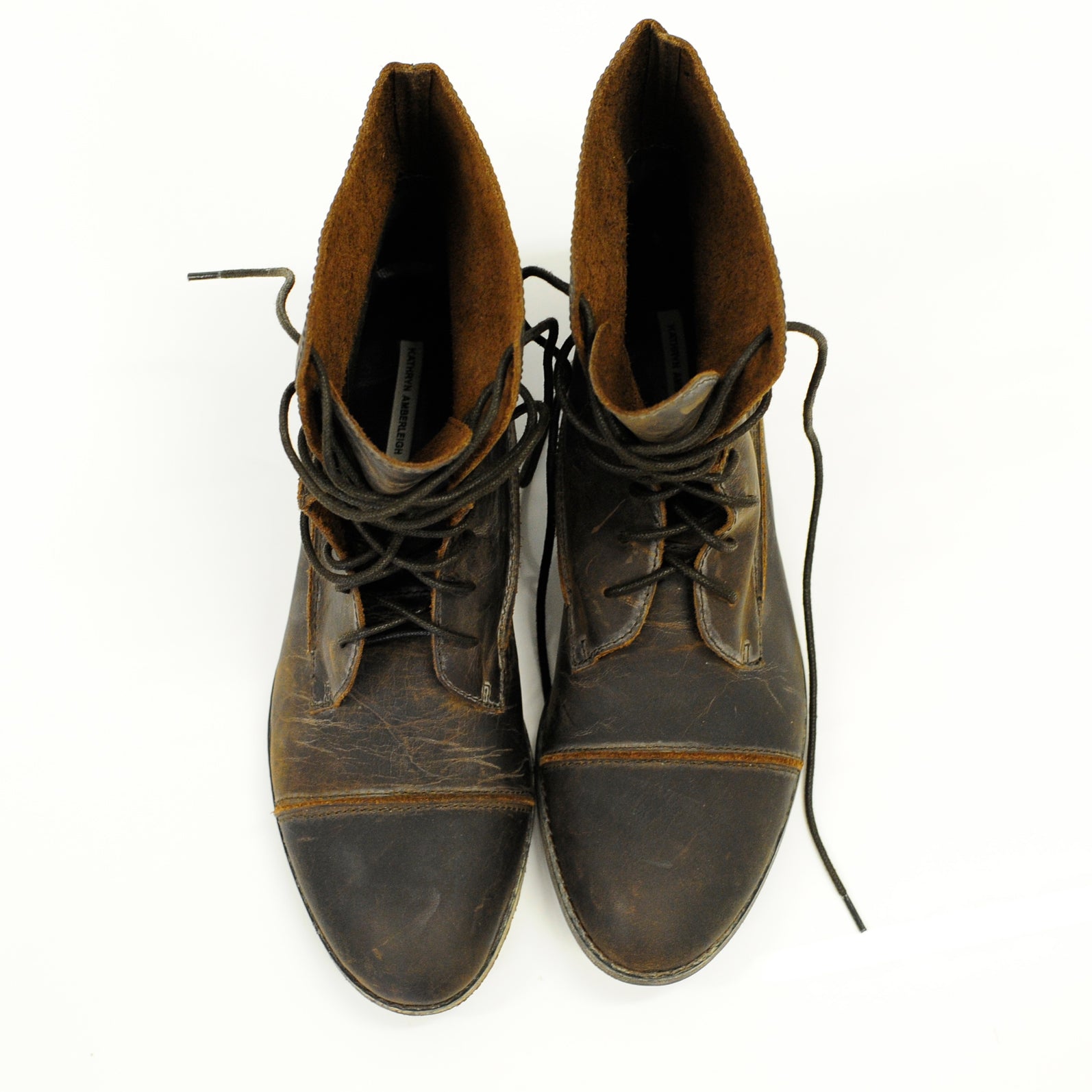 J541 leather boots; khaki