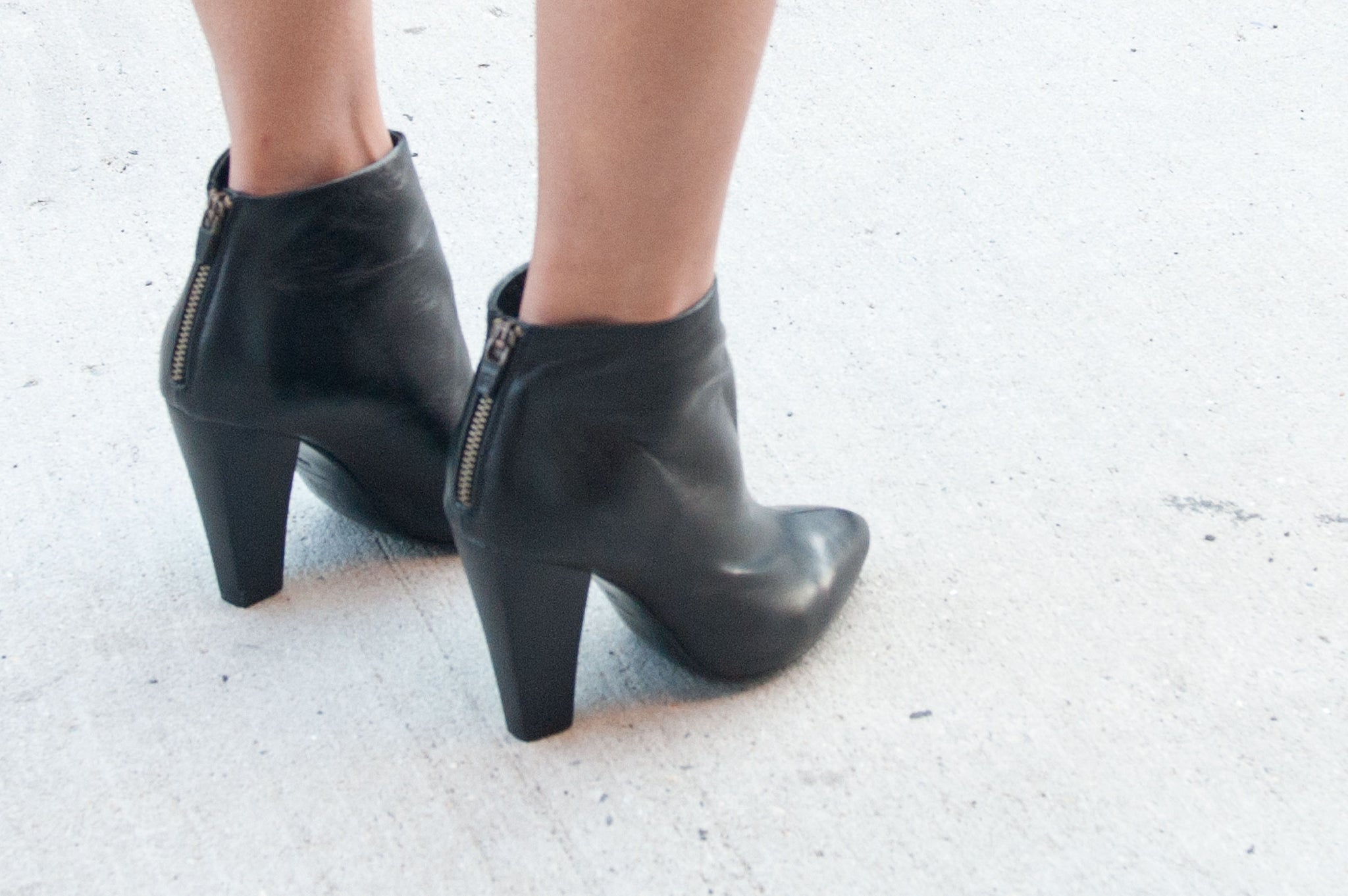K610 leather boots; black lamb