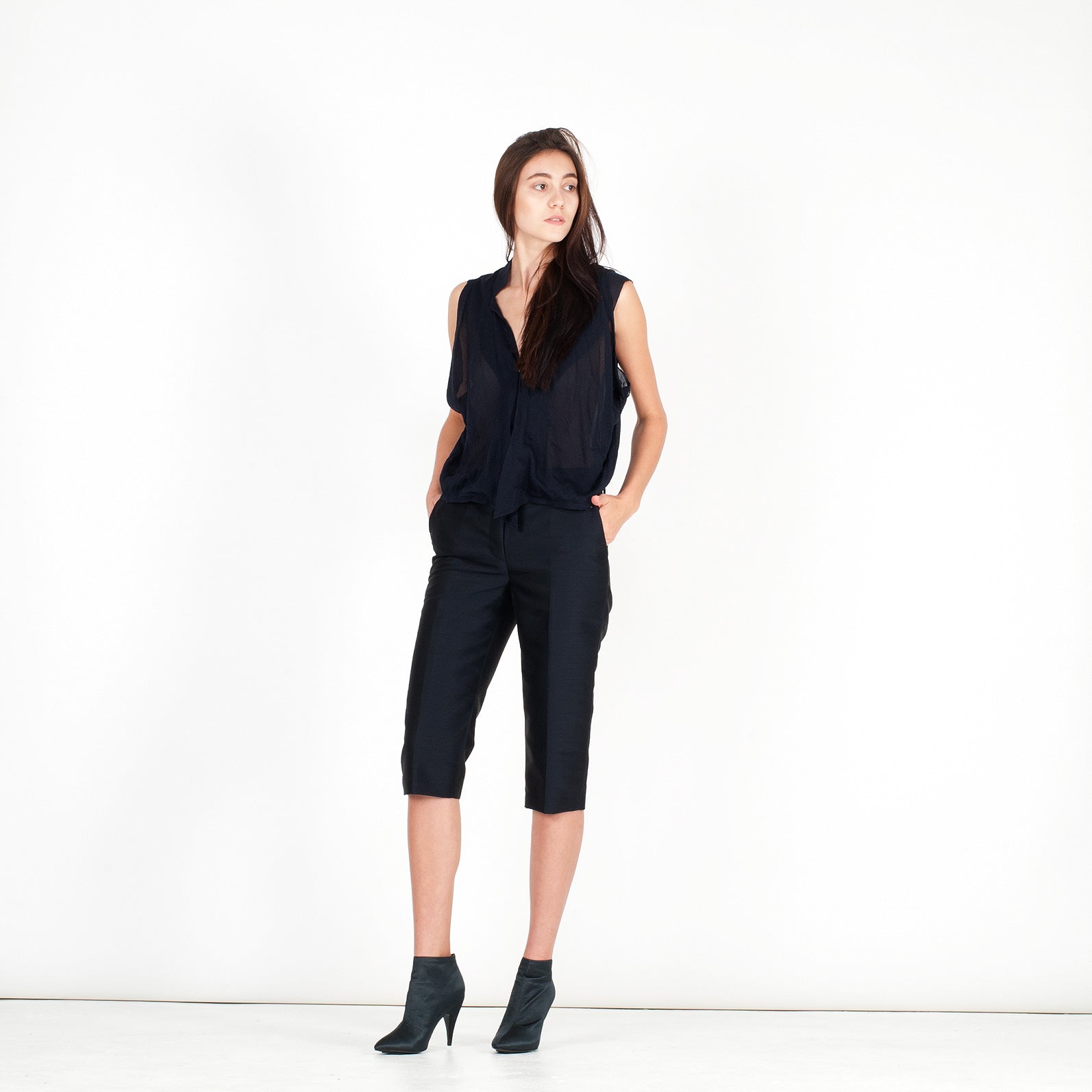 K611 silk boots; noir